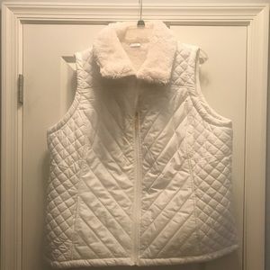 Quilted vest (winter white )